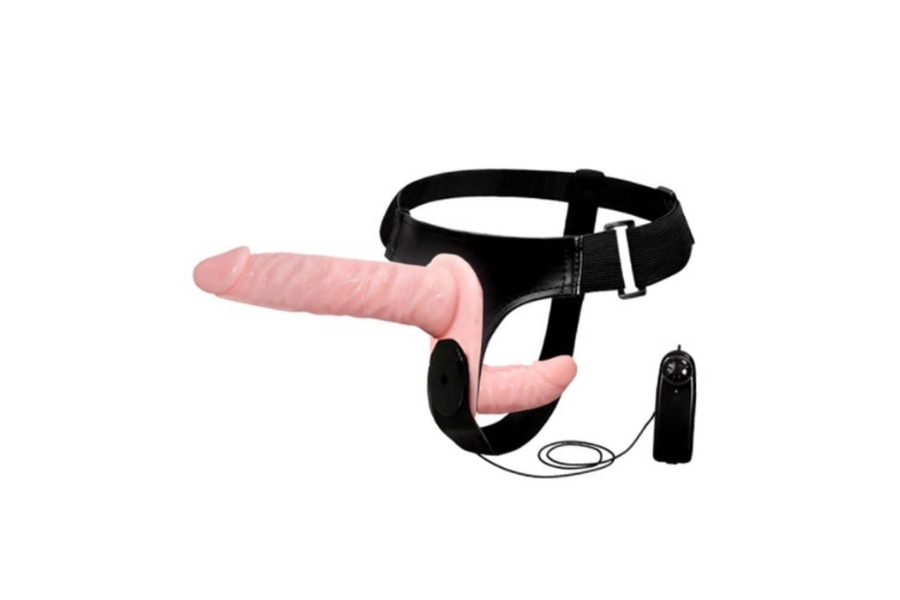 Dương vật giả có dây đeo (Strap-on)
